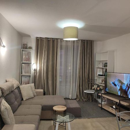 T2 Plein Centre-Ville 40M2 Альбервиль Экстерьер фото